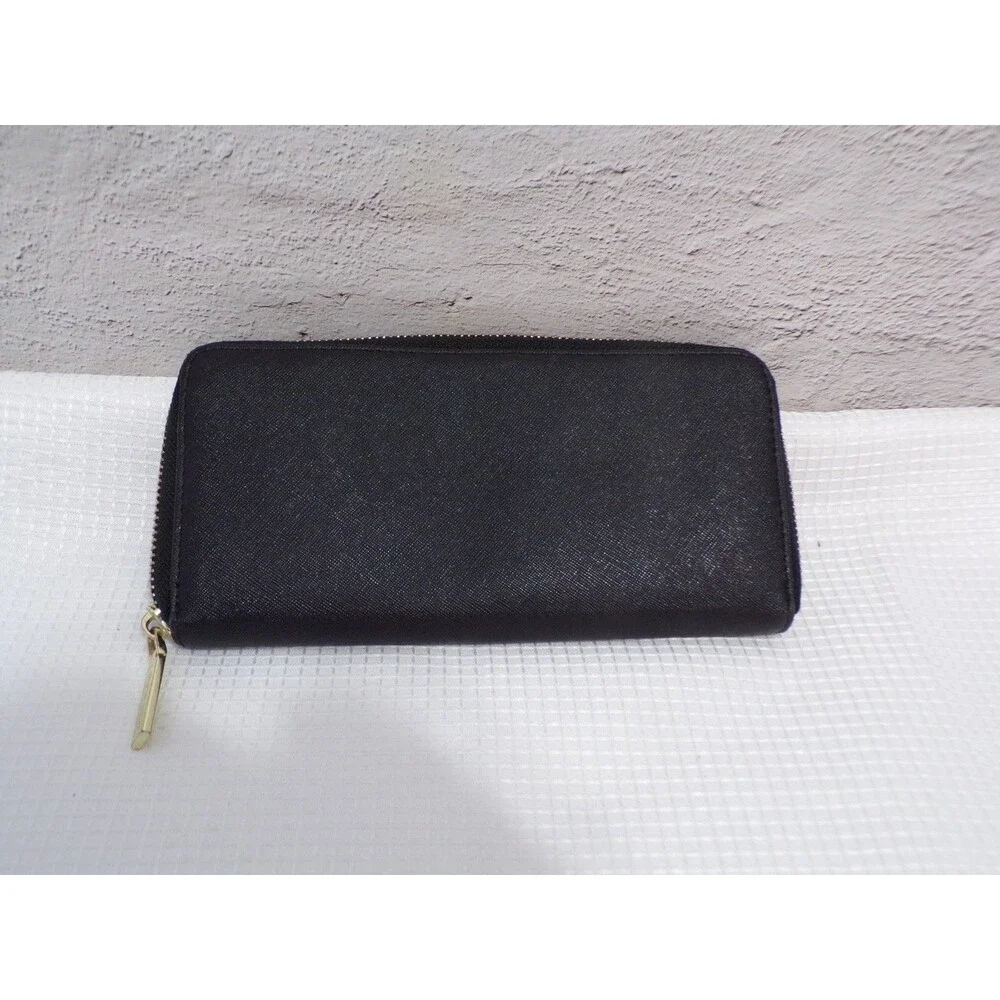 Anne Klein Faux Black Leather Wallet w/Gold Accents Zipper Closure Sweet Debut